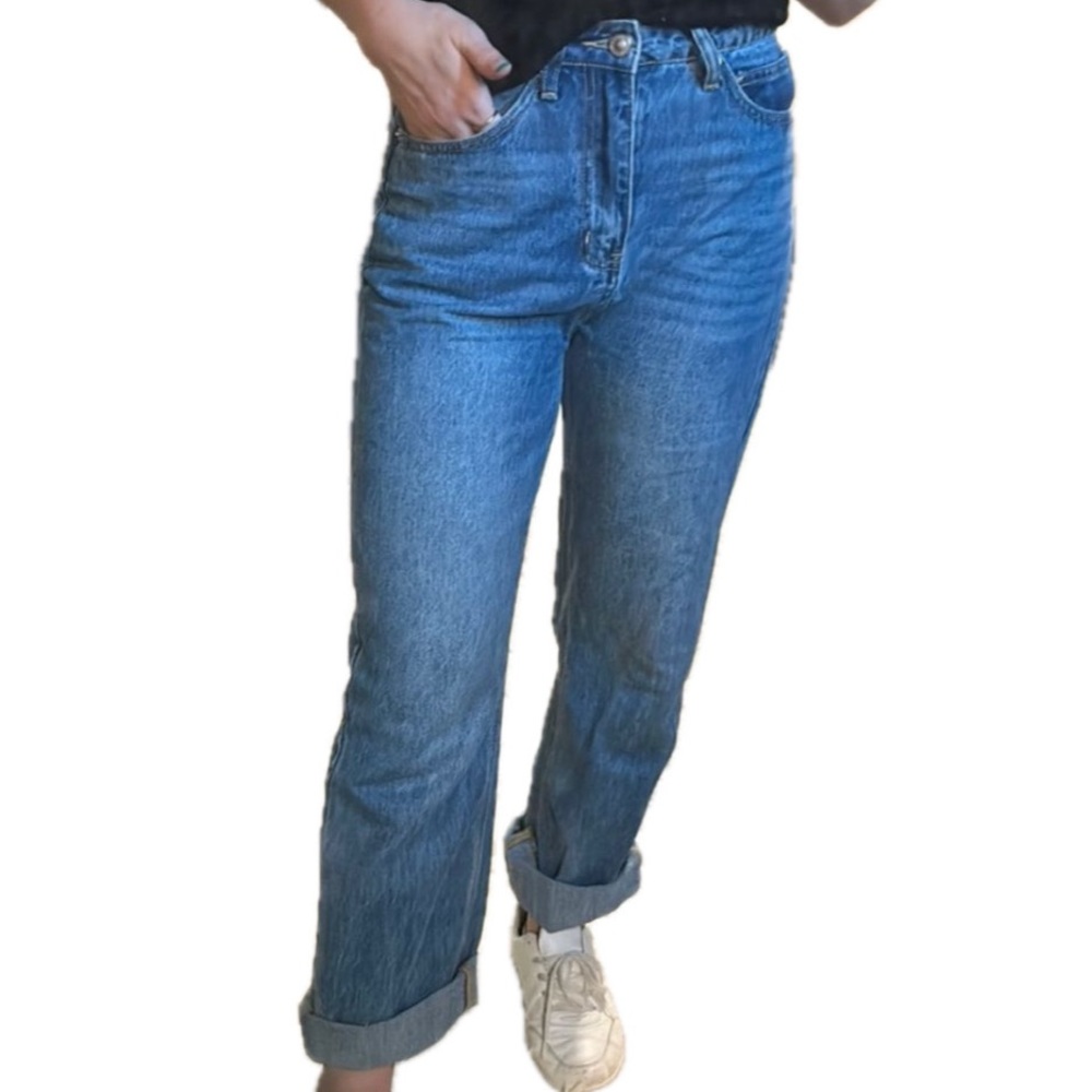 Princess Polly Medium Wash Boyfriend Jeans. Size US 6 /28